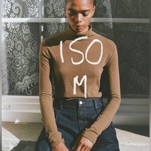ISO Ozma Marianne Turtleneck in Size M